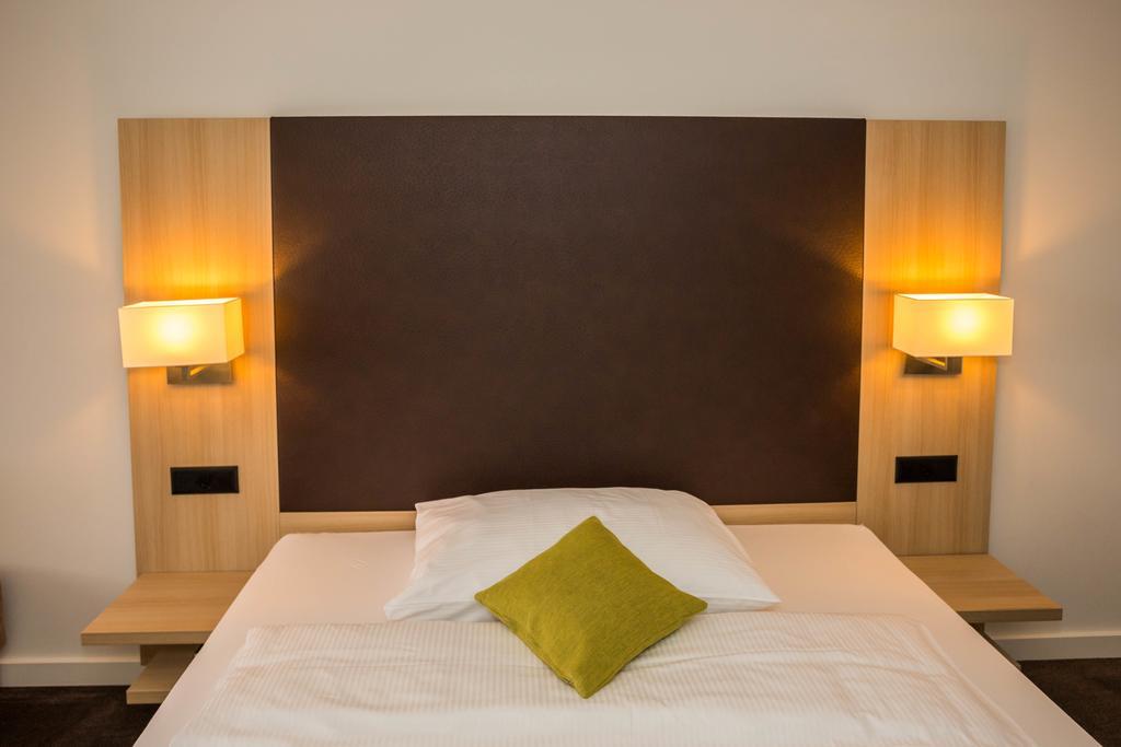 Hotel Hoeri Inn Extérieur photo